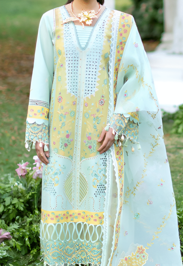3 PC LUXURY EMBROIDERED COLLECTION BY MAHNUR