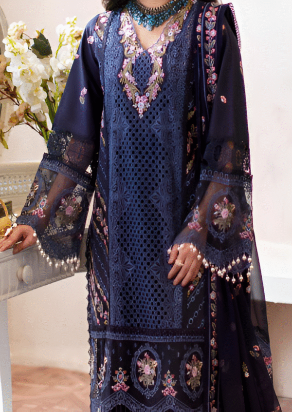 3 PC LUXURY EMBROIDERED COLLECTION BY MAHNUR - Image 4