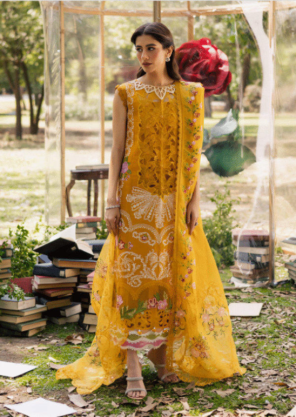 3 PC Luxury Embroidered Lawn by parishay